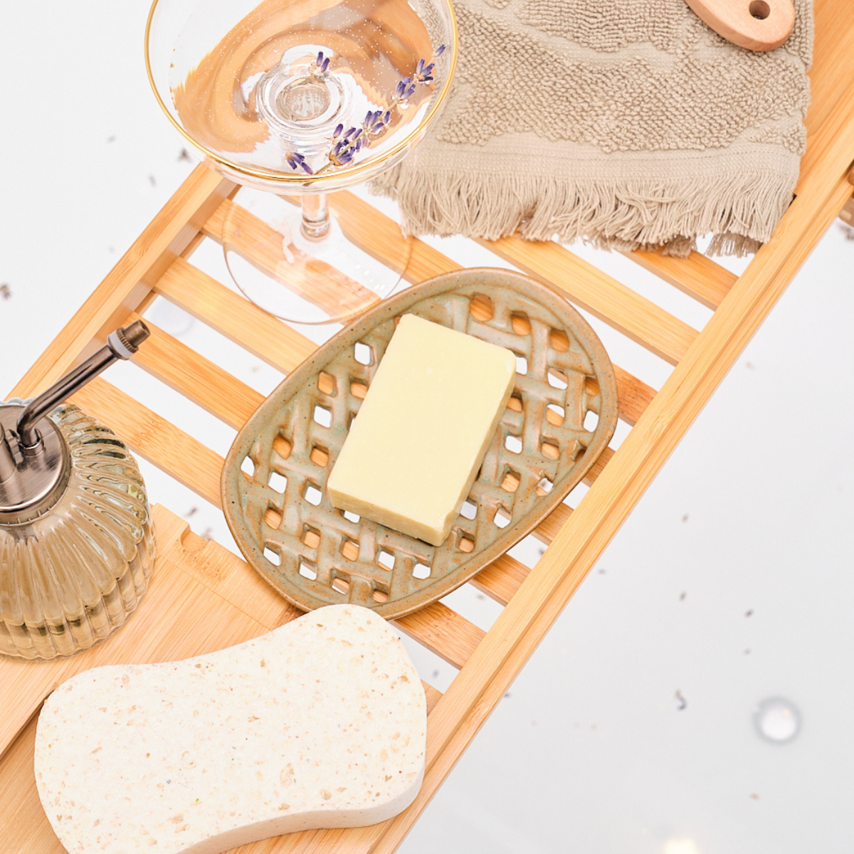 OliviaNatural_arctisztito_szappan_3 OliviaNatural arctisztito szappan 3