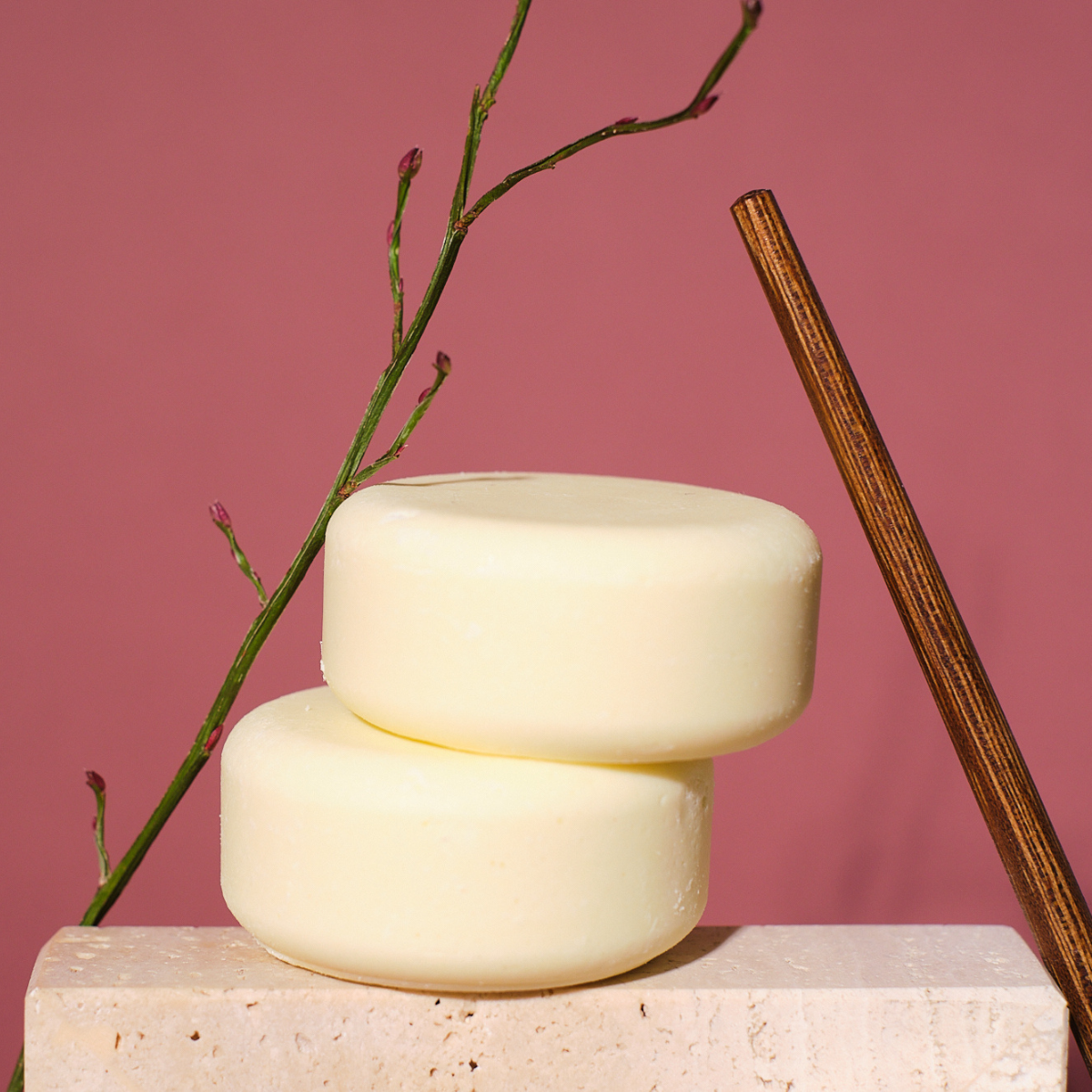 OliviaNatural_grapefruit_szilarddezodor_3 OliviaNatural grapefruit szilarddezodor 3